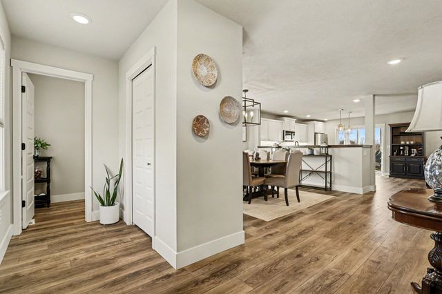 8396 W Sturtevant Avenue, Richland Twp, MI 49083