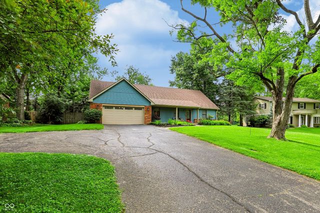 242 Beechmont Drive, Carmel, IN 46032