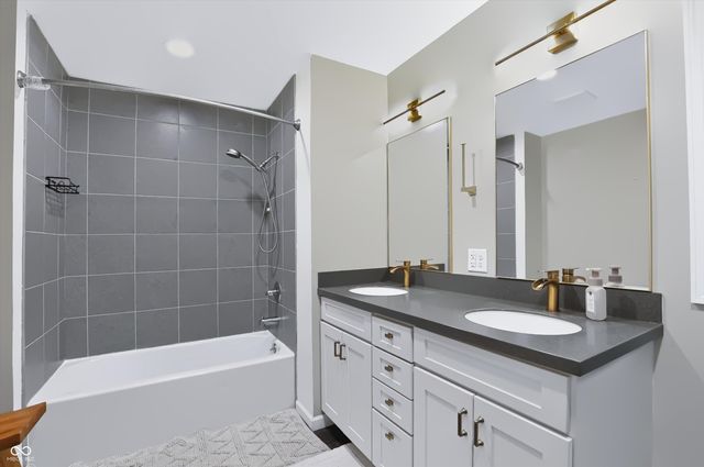 242 Beechmont Drive, Carmel, IN 46032