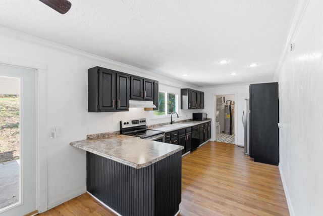 203 Fuzzy Duck Road, Lancaster, KY 40444