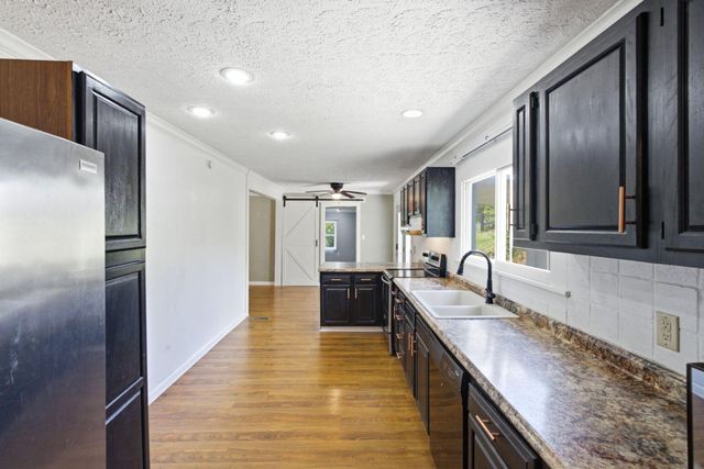 203 Fuzzy Duck Road, Lancaster, KY 40444