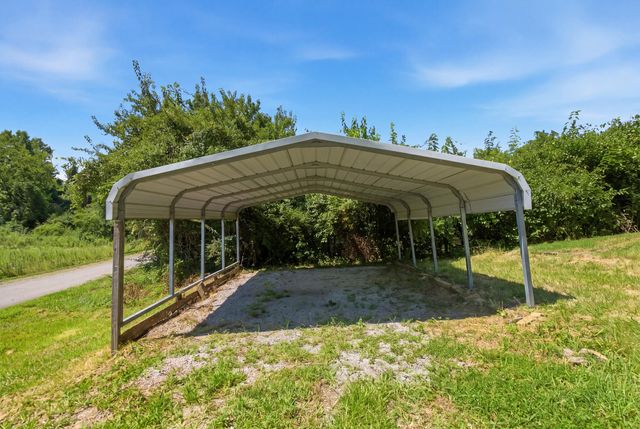 203 Fuzzy Duck Road, Lancaster, KY 40444