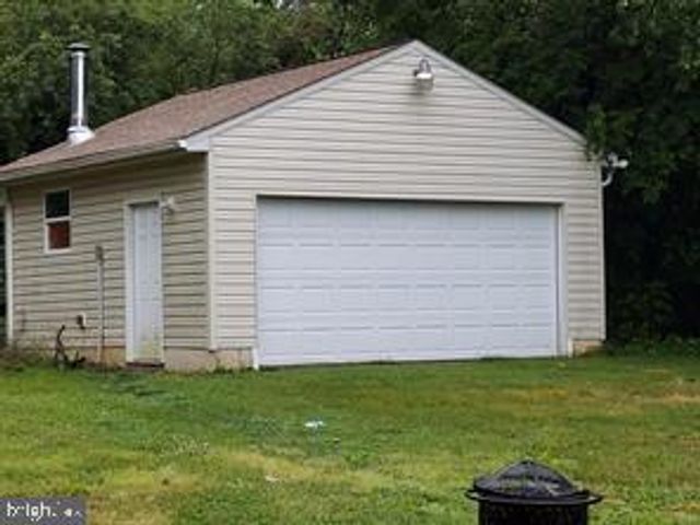 1412 ELIZABETH DR, Fredericksburg, VA 22405