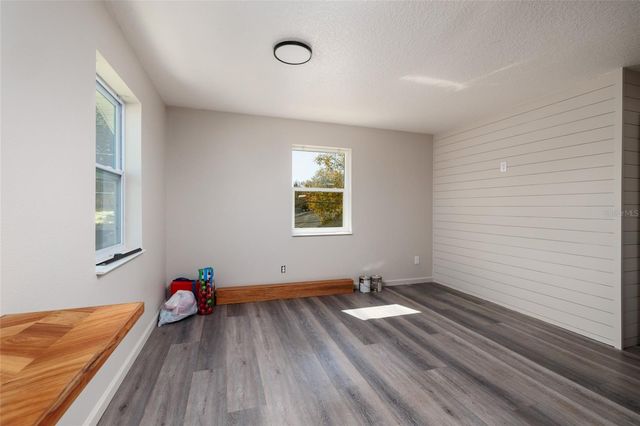 600 74TH AVENUE N, St Petersburg, FL 33702