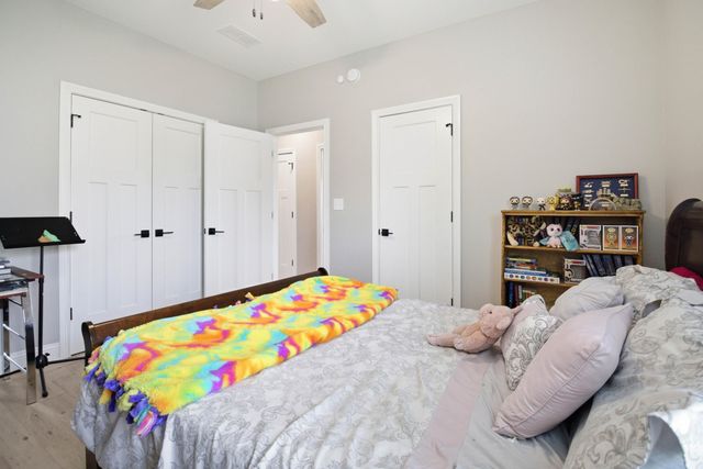 1039 Vineyard Way, Berea, KY 40403