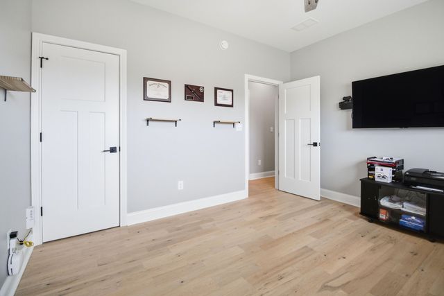 1039 Vineyard Way, Berea, KY 40403