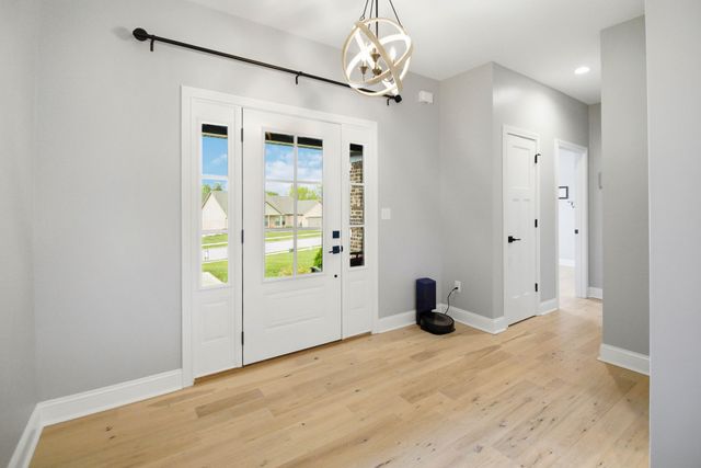 1039 Vineyard Way, Berea, KY 40403