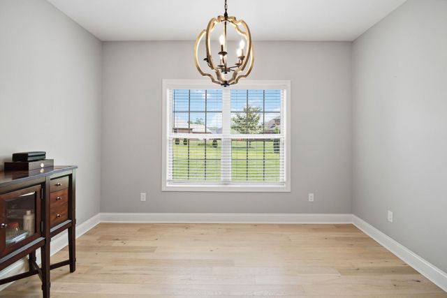 1039 Vineyard Way, Berea, KY 40403