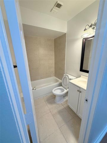 108 BOOTH LANE, Kissimmee, FL 34743