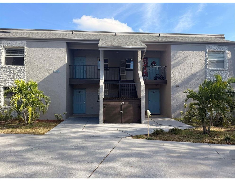 108 BOOTH LANE, Kissimmee, FL 34743