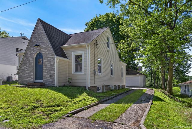 60 W Jeanibo Road, Monroe, NY 10950