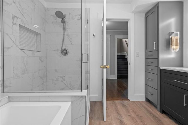 6034 Brookside Boulevard, Kansas City, MO 64113