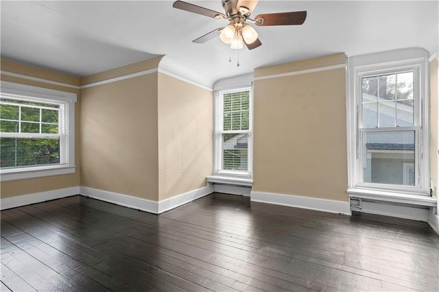 6034 Brookside Boulevard, Kansas City, MO 64113