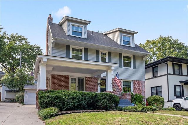 6034 Brookside Boulevard, Kansas City, MO 64113