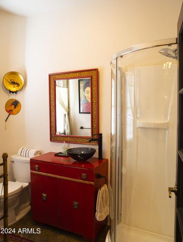 601 N BERRY Avenue, Winslow, AZ 86047