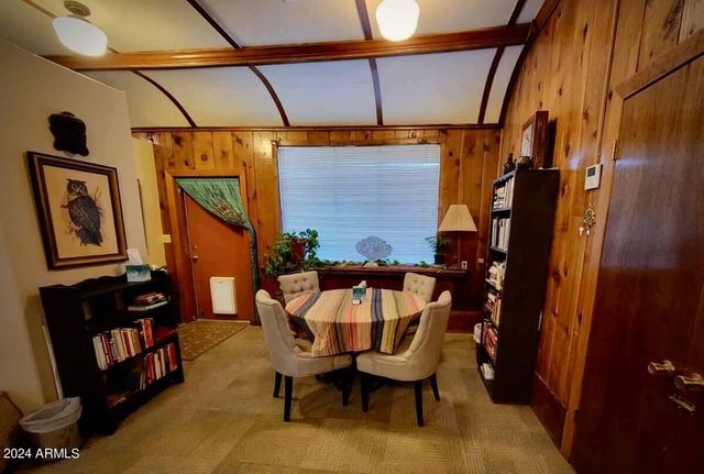 601 N BERRY Avenue, Winslow, AZ 86047