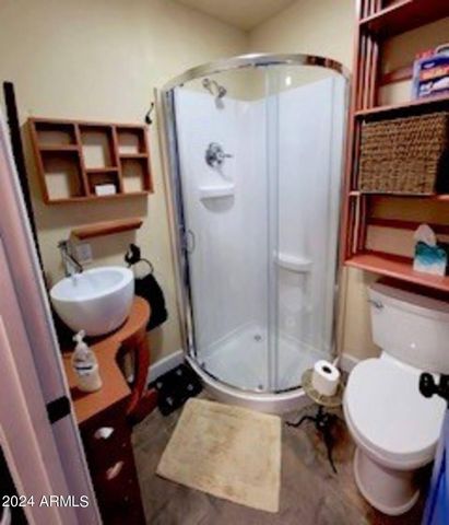 601 N BERRY Avenue, Winslow, AZ 86047