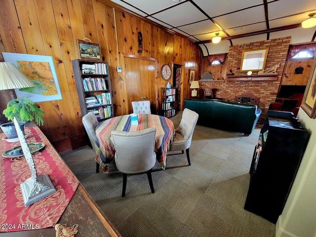 601 N BERRY Avenue, Winslow, AZ 86047