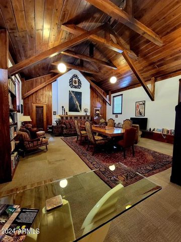 601 N BERRY Avenue, Winslow, AZ 86047