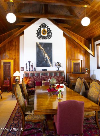 601 N BERRY Avenue, Winslow, AZ 86047