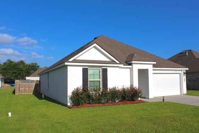 327 Jacey Drive, Thibodaux, LA 70301