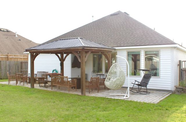 327 Jacey Drive, Thibodaux, LA 70301
