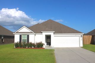 327 Jacey Drive, Thibodaux, LA 70301