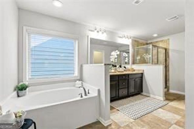 1020 Roswell Manor Circle, Roswell, GA 30076