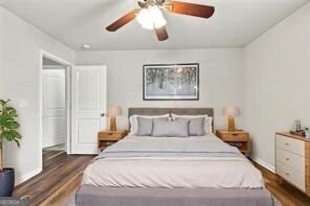 1020 Roswell Manor Circle, Roswell, GA 30076