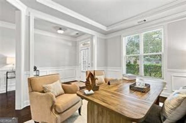1020 Roswell Manor Circle, Roswell, GA 30076