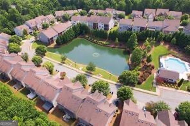 1020 Roswell Manor Circle, Roswell, GA 30076