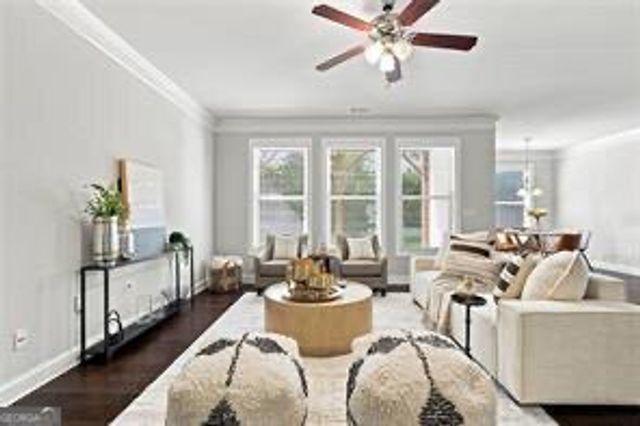 1020 Roswell Manor Circle, Roswell, GA 30076