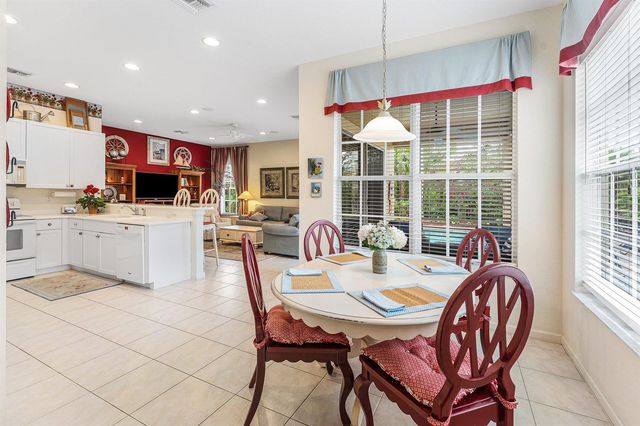 123 Via Castilla, Jupiter, FL 33458