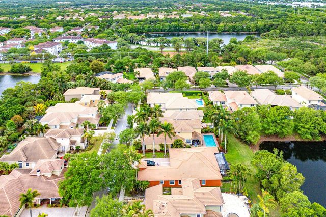 123 Via Castilla, Jupiter, FL 33458
