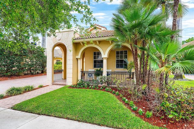 123 Via Castilla, Jupiter, FL 33458