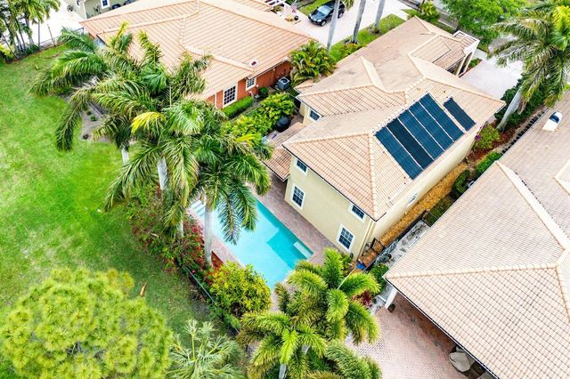 123 Via Castilla, Jupiter, FL 33458