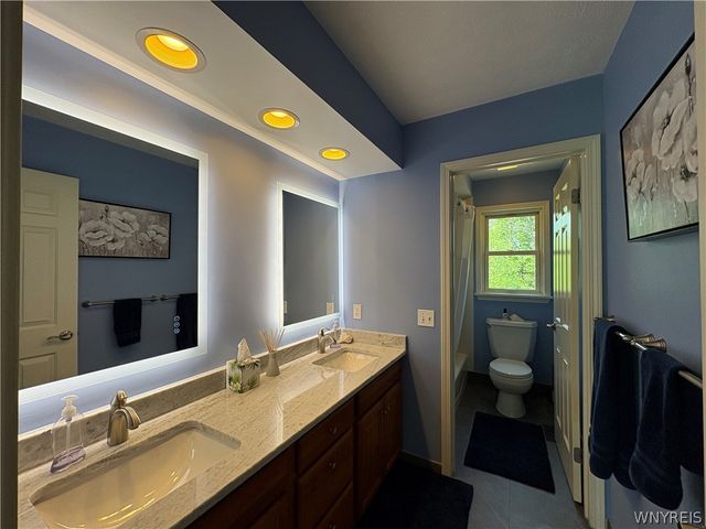 29 Wenham Lane, Perinton, NY 14534