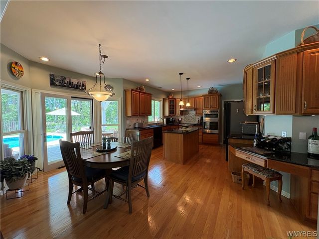 29 Wenham Lane, Perinton, NY 14534