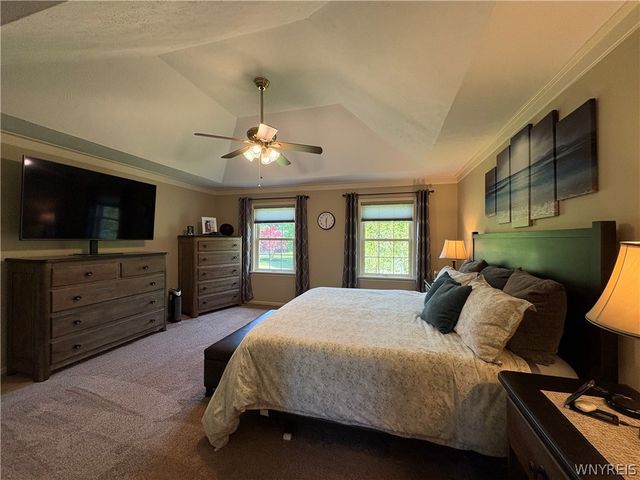 29 Wenham Lane, Perinton, NY 14534