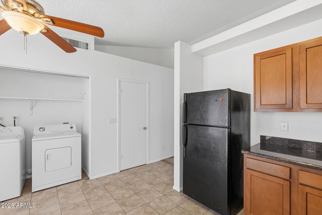 8520 W PALM Lane 1039, Phoenix, AZ 85037