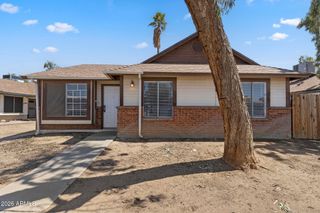 8520 W PALM Lane 1039, Phoenix, AZ 85037
