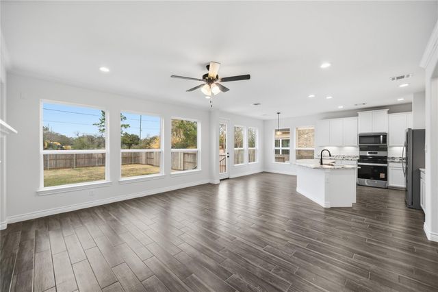 16518 Boston Post Road, Cypress, TX 77429