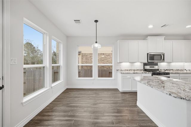 16518 Boston Post Road, Cypress, TX 77429