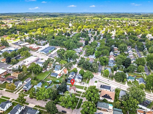 405 Jackson Street, Fort Atkinson, WI 53538