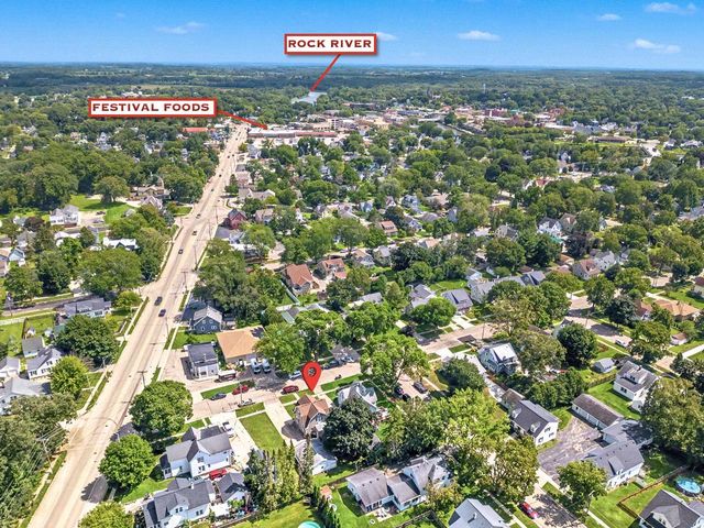 405 Jackson Street, Fort Atkinson, WI 53538