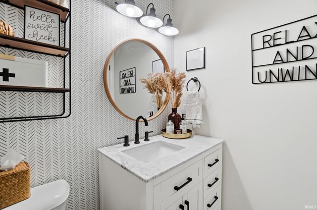 7920 Wethersfield Cove, Fort Wayne, IN 46835