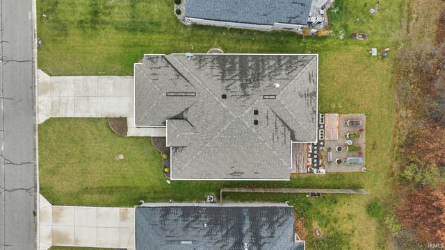 7920 Wethersfield Cove, Fort Wayne, IN 46835