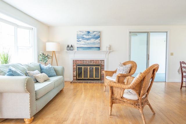 28 Swift Brook Rd, Yarmouth, MA 02664