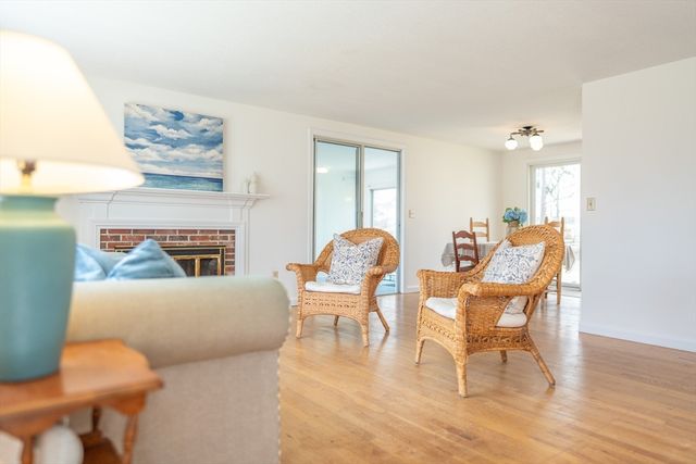 28 Swift Brook Rd, Yarmouth, MA 02664