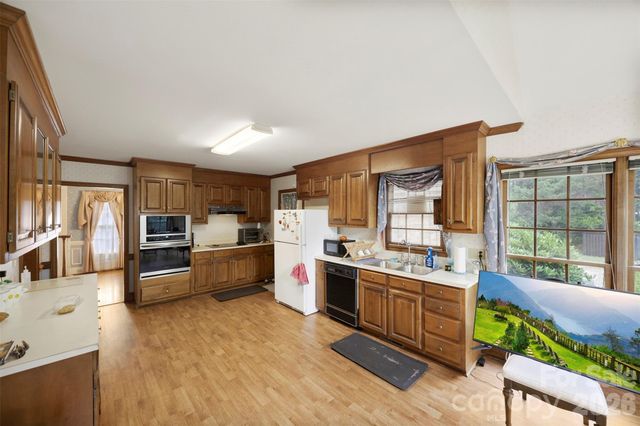 1568 Wheaton Way NW, Concord, NC 28027